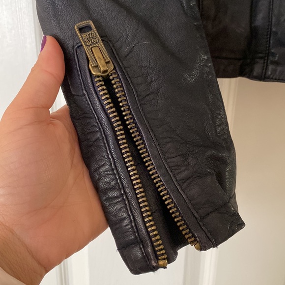 Superdry Women’s Large Navy Leather Jacket with zipper closure and button snaps - Picture 2 of 7